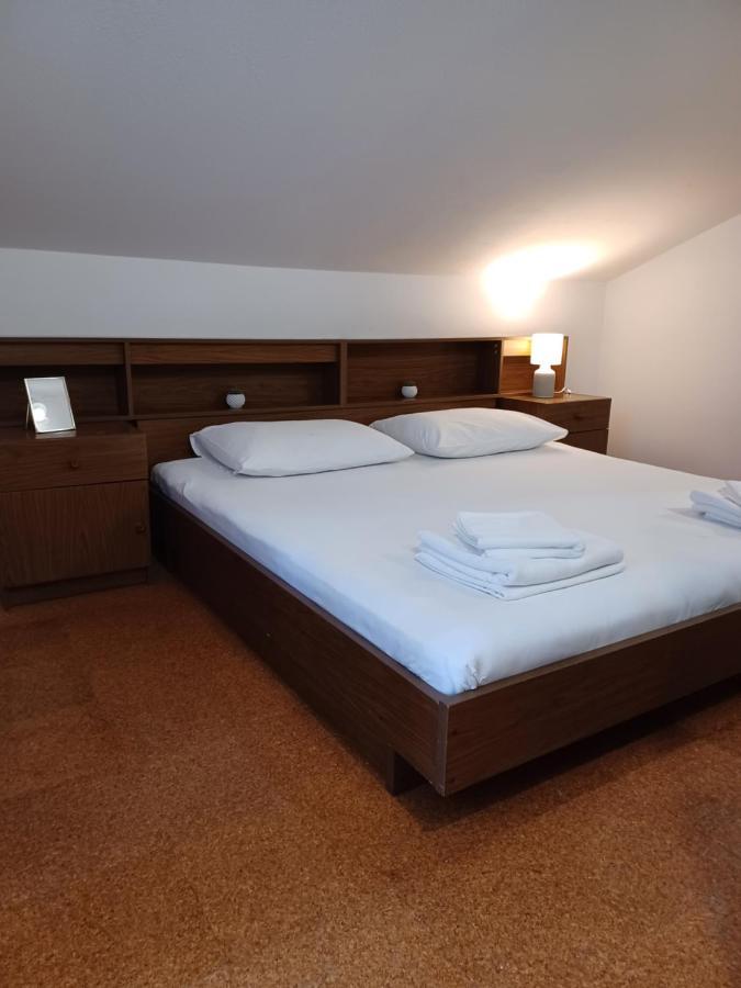 מאקרסקה Apartments Emilija מראה חיצוני תמונה