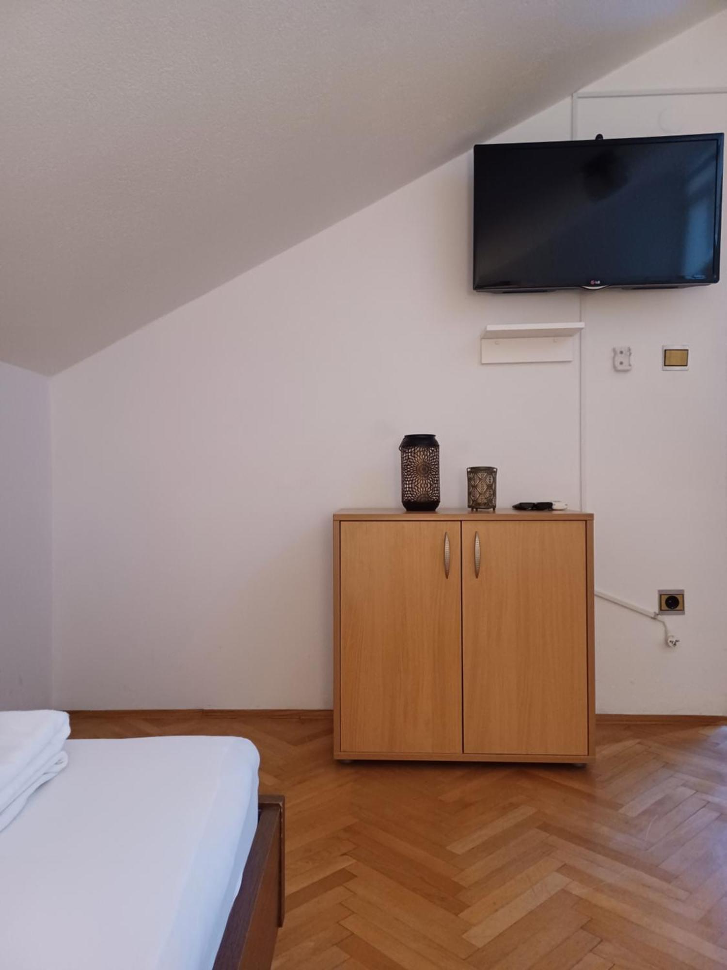 מאקרסקה Apartments Emilija מראה חיצוני תמונה