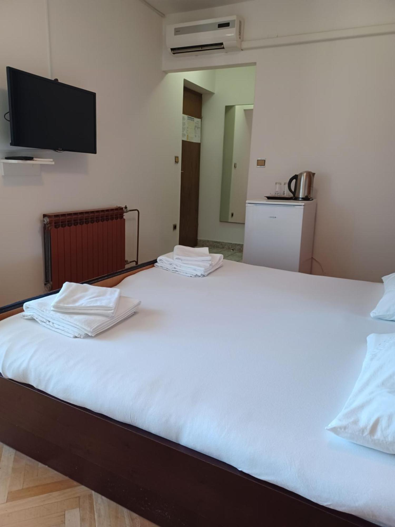 מאקרסקה Apartments Emilija מראה חיצוני תמונה