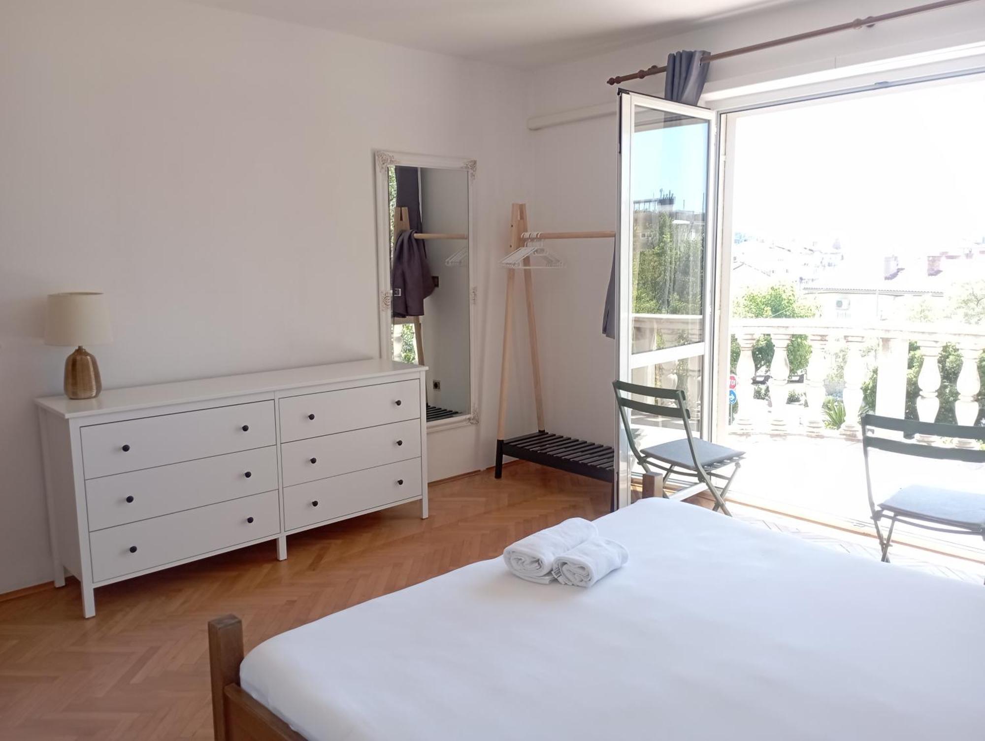 מאקרסקה Apartments Emilija מראה חיצוני תמונה